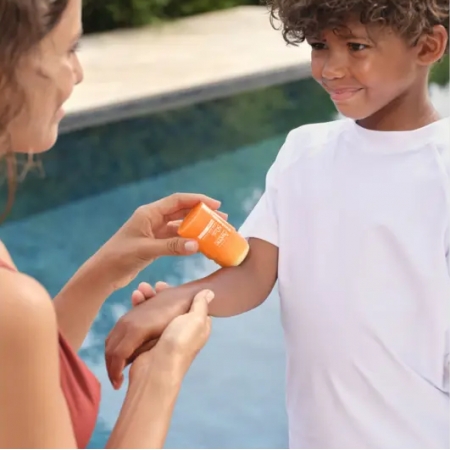 AVENE ULTRA STICK SPF50 INVISIBLE 45 G